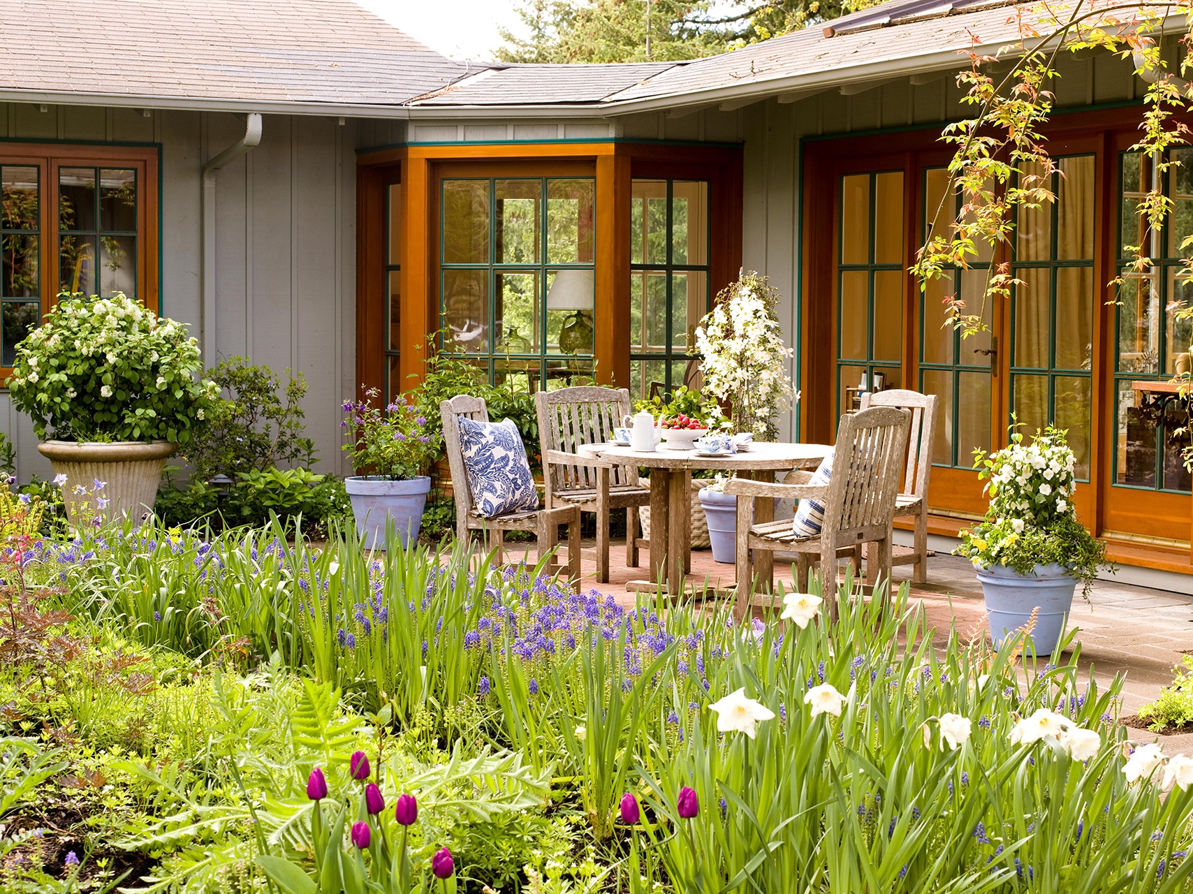Tips for Selecting the Best Garden House Builder