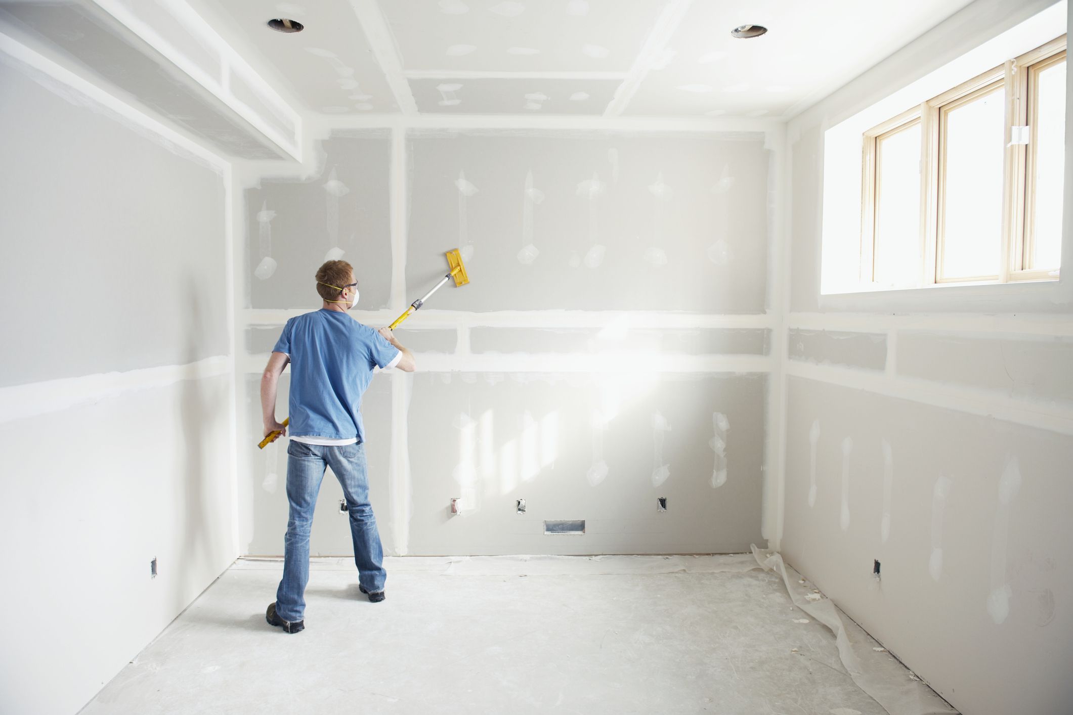 A Few Common Reasons Why Drywall Needs Repair