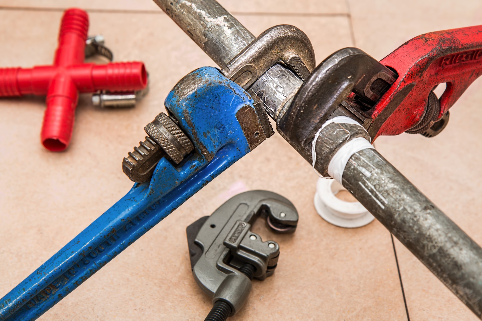 4 Tips for Checking for Plumbing Leaks