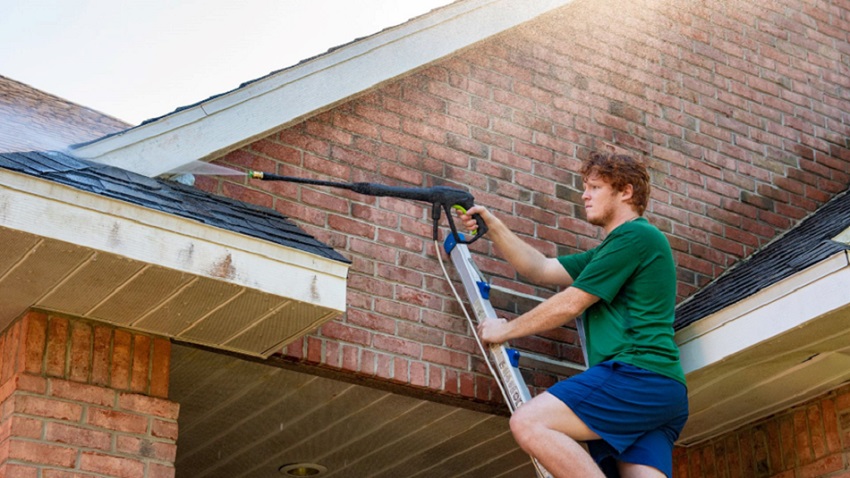 Unleash the Power of Pressure Washing During Summer